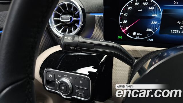 Mercedes-Benz A-Class (W177) A220 Sedan 2025 — фото 17