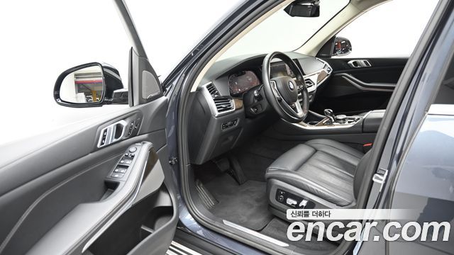 BMW X5 (G05) xDrive 40i xLine 2021 — фото 15