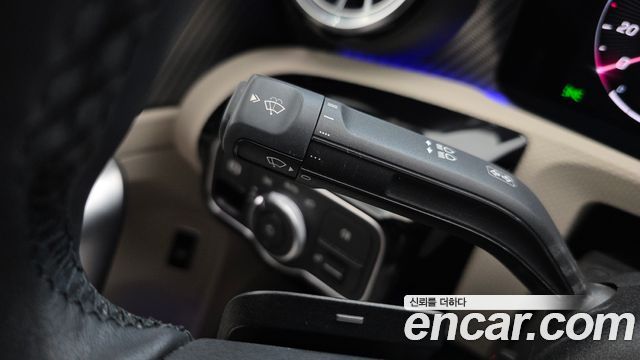 Mercedes-Benz A-Class (W177) A220 Sedan 2025 — фото 16