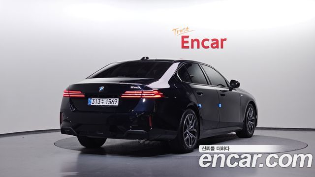 BMW 5 Series (G60) 520i M Sport 2024 — фото 2