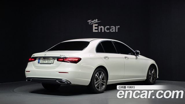 Mercedes-Benz E-Class (W213) E350 4MATIC Avantgarde 2022 — фото 2
