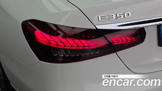 Mercedes-Benz E-Class (W213) E350 4MATIC Avantgarde 2022 — фото 29