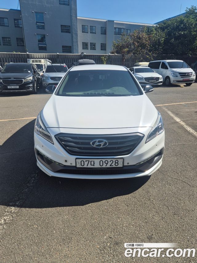 Hyundai Sonata (LF) 1.6 Turbo Smart Special 2016 — фото 1