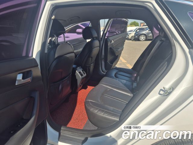 Hyundai Sonata (LF) 1.6 Turbo Smart Special 2016 — фото 6