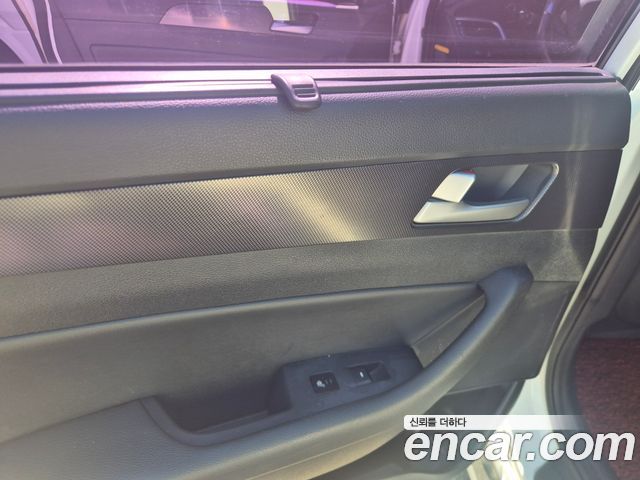 Hyundai Sonata (LF) 1.6 Turbo Smart Special 2016 — фото 17