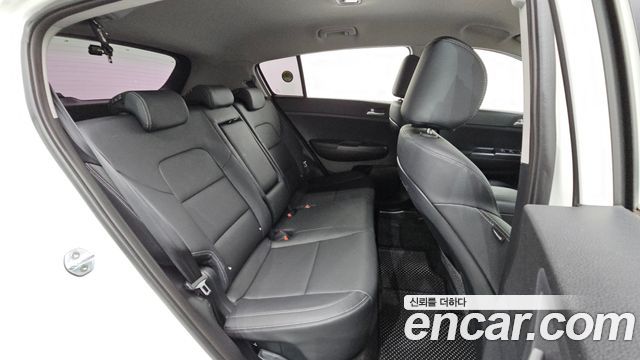 Kia Sportage The Bold Diesel 2.0 4WD Luxury 2019 — фото 11