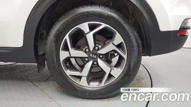 Kia Sportage The Bold Diesel 2.0 4WD Luxury 2019 — фото 21