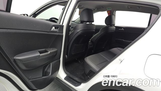 Kia Sportage The Bold Diesel 2.0 4WD Luxury 2019 — фото 26