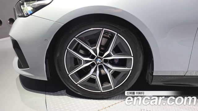 BMW 5 Series (G60) 520i M Sport 2025 — фото 5