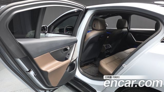 BMW 5 Series (G60) 520i M Sport 2025 — фото 26