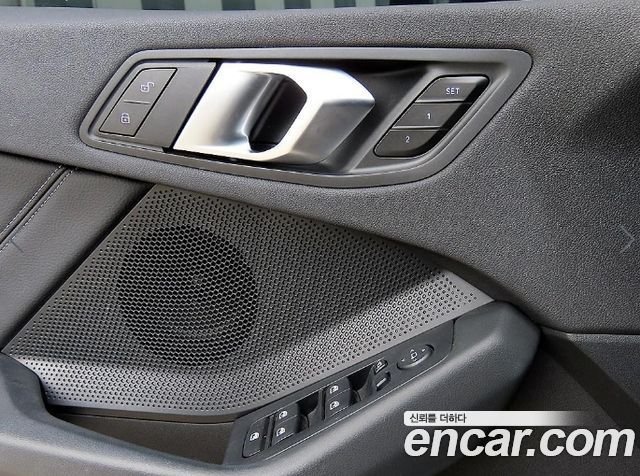 BMW 1 Series (F40) 118d Joy 2021 — фото 15