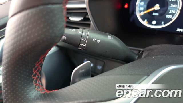 Genesis G70 Gasoline 2.0T 2WD 2021 — фото 30