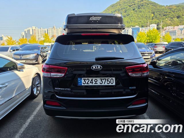 Kia Sorento Diesel 2.0 2WD Noblesse 2016 — фото 4