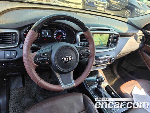 Kia Sorento Diesel 2.0 2WD Noblesse 2016 — фото 16