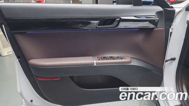 Hyundai Grandeur Hybrid (GN7) Premium 2023 — фото 24