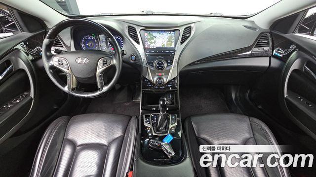 Hyundai Grandeur (HG) HG240 Luxury 2012 — фото 7