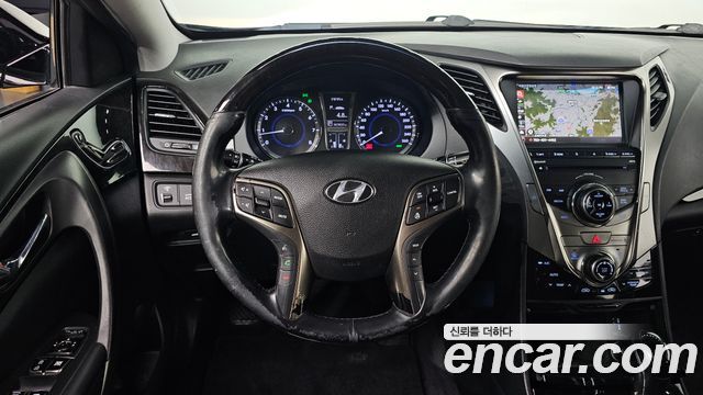 Hyundai Grandeur (HG) HG240 Luxury 2012 — фото 12