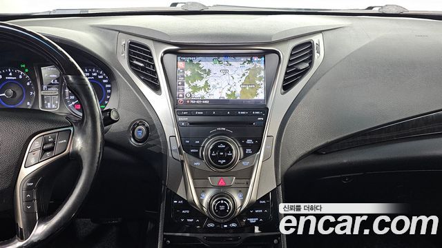 Hyundai Grandeur (HG) HG240 Luxury 2012 — фото 14