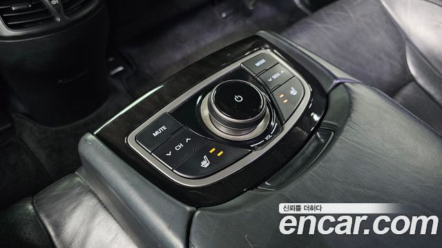 Hyundai Grandeur (HG) HG240 Luxury 2012 — фото 17