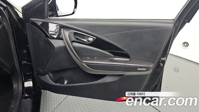 Hyundai Grandeur (HG) HG240 Luxury 2012 — фото 24