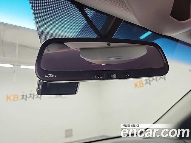 Hyundai Santa Fe (DM) Diesel(e-VGT) 2.0 2WD Premium 2013 — фото 19
