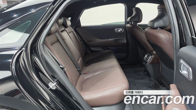 Hyundai Ioniq 6 Long Range AWD Exclusive + 2023 — фото 11