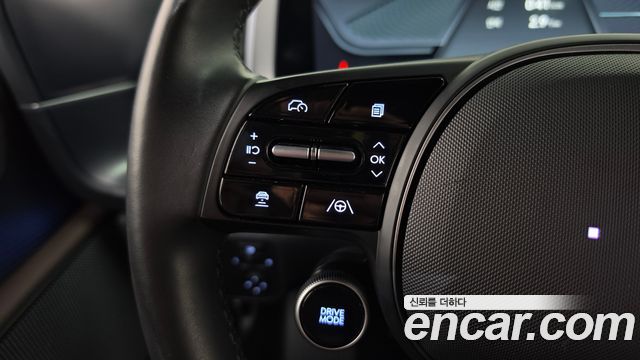 Hyundai Ioniq 6 Long Range AWD Exclusive + 2023 — фото 17
