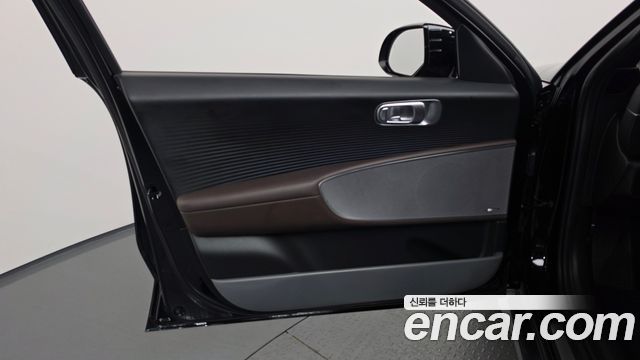 Hyundai Ioniq 6 Long Range AWD Exclusive + 2023 — фото 24