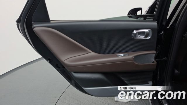 Hyundai Ioniq 6 Long Range AWD Exclusive + 2023 — фото 25