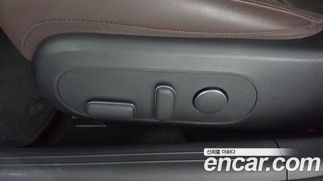 Hyundai Ioniq 6 Long Range AWD Exclusive + 2023 — фото 31