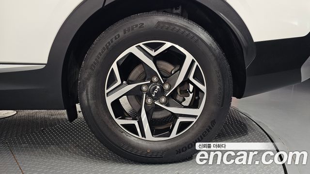 Kia Sportage (V) Gasoline 1.6 Turbo 2WD Trendy 2022 — фото 21