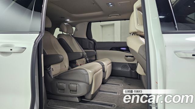 Kia Carnival (IV) Gasoline 7-Seater Signature 2023 — фото 11