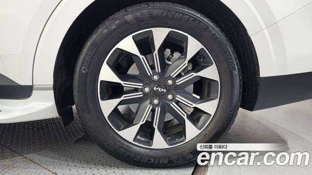 Kia Carnival (IV) Gasoline 7-Seater Signature 2023 — фото 21