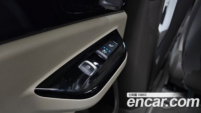 Kia Carnival (IV) Gasoline 7-Seater Signature 2023 — фото 34