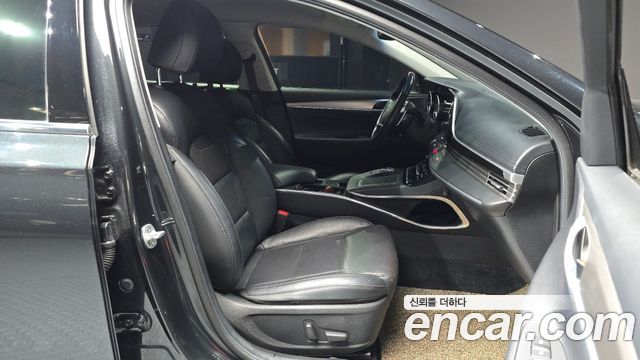 Hyundai Grandeur (IG) 3.0 LPi Premium Choice 2020 — фото 12