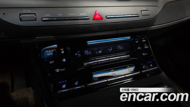 Hyundai Grandeur (IG) 3.0 LPi Premium Choice 2020 — фото 17