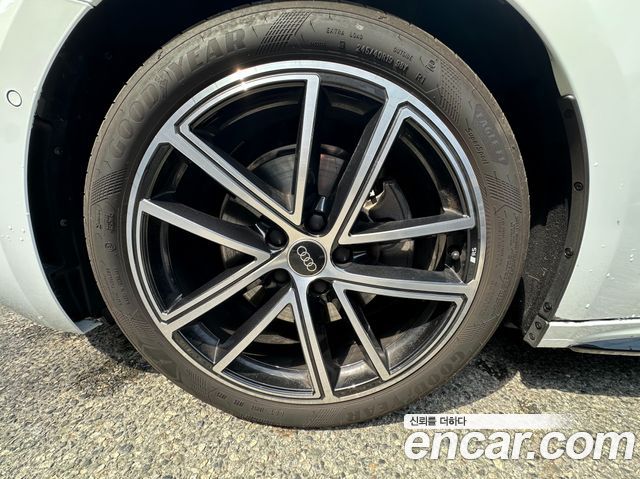 Audi A5 (B10) 40 TFSI S Line 2025 — фото 5