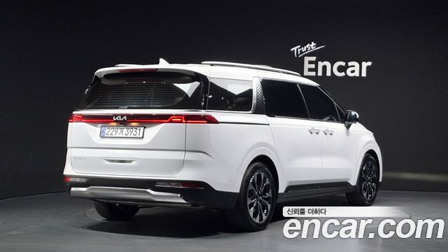 Kia Carnival (IV) Diesel 9-Seater Signature 2023 — фото 2