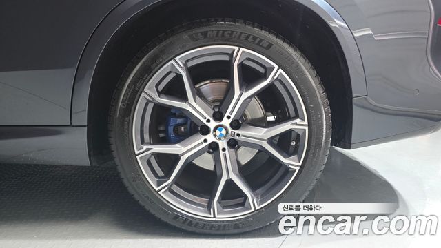 BMW X5 (G05) xDrive 30d M Sport 2022 — фото 21