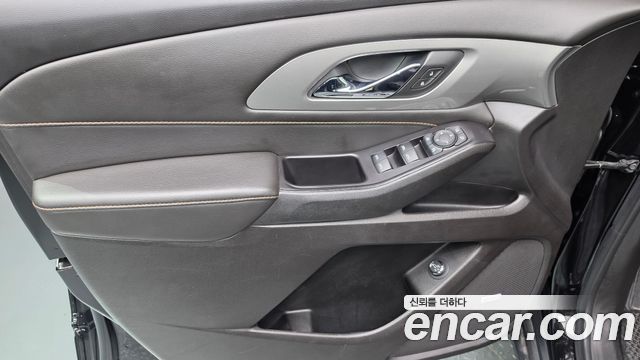 Chevrolet Traverse 3.6 AWD LT Leather Premium 2020 — фото 24