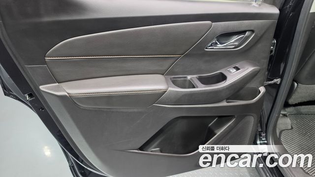 Chevrolet Traverse 3.6 AWD LT Leather Premium 2020 — фото 25