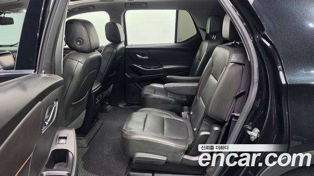 Chevrolet Traverse 3.6 AWD LT Leather Premium 2020 — фото 26