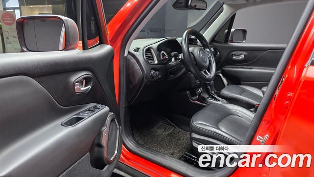 Jeep Renegade 2.4 Limited 2020 — фото 10