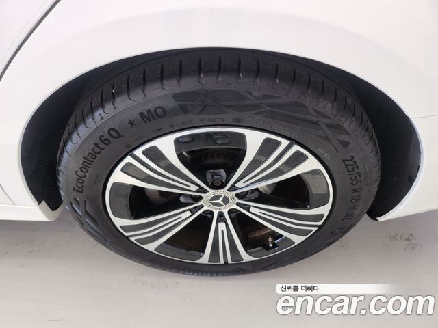 Mercedes-Benz E-Class (W214) E200 Avantgarde 2024 — фото 17