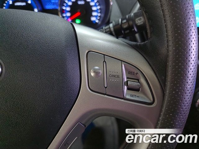 Hyundai Tucson ix Diesel 2WD X20 Smart 2013 — фото 20