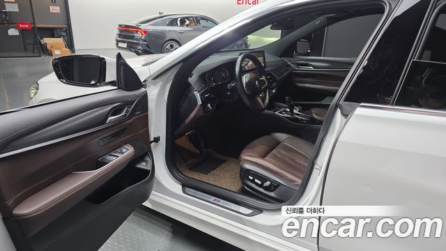 BMW 6 Series GT (G32) 620d xDrive M Sport 2023 — фото 10
