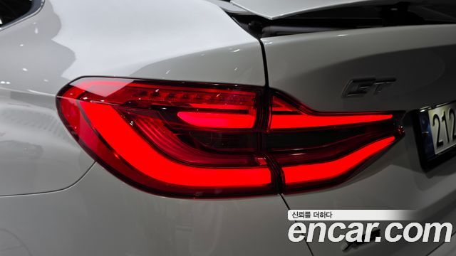 BMW 6 Series GT (G32) 620d xDrive M Sport 2023 — фото 23
