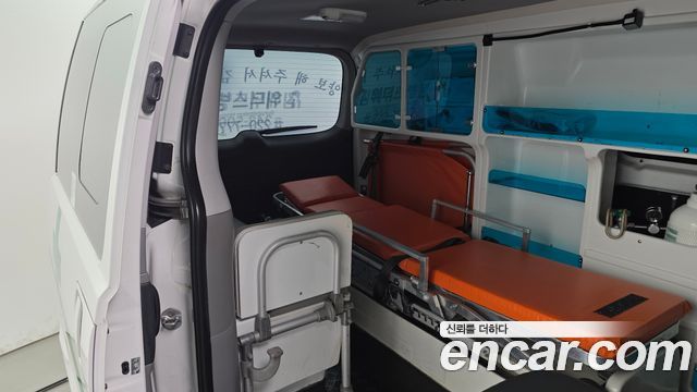 Hyundai Grand Starex Ambulance 2016 — фото 11