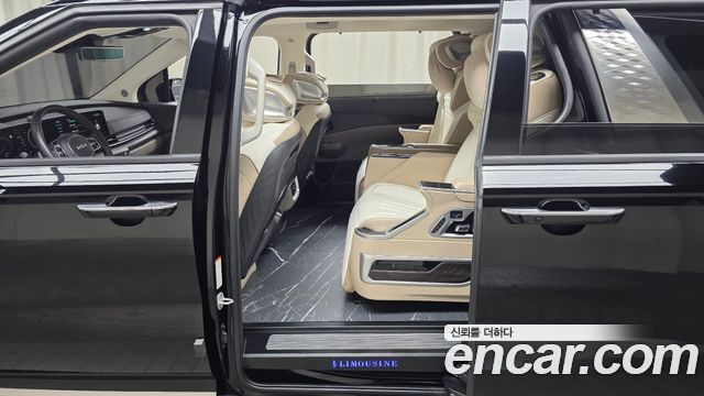 Kia Carnival (IV) HEV 9-Seater Hi-Limousine (Special vehicle) 2025 — фото 11