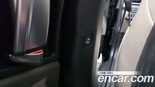 Kia Carnival (IV) HEV 9-Seater Hi-Limousine (Special vehicle) 2025 — фото 29